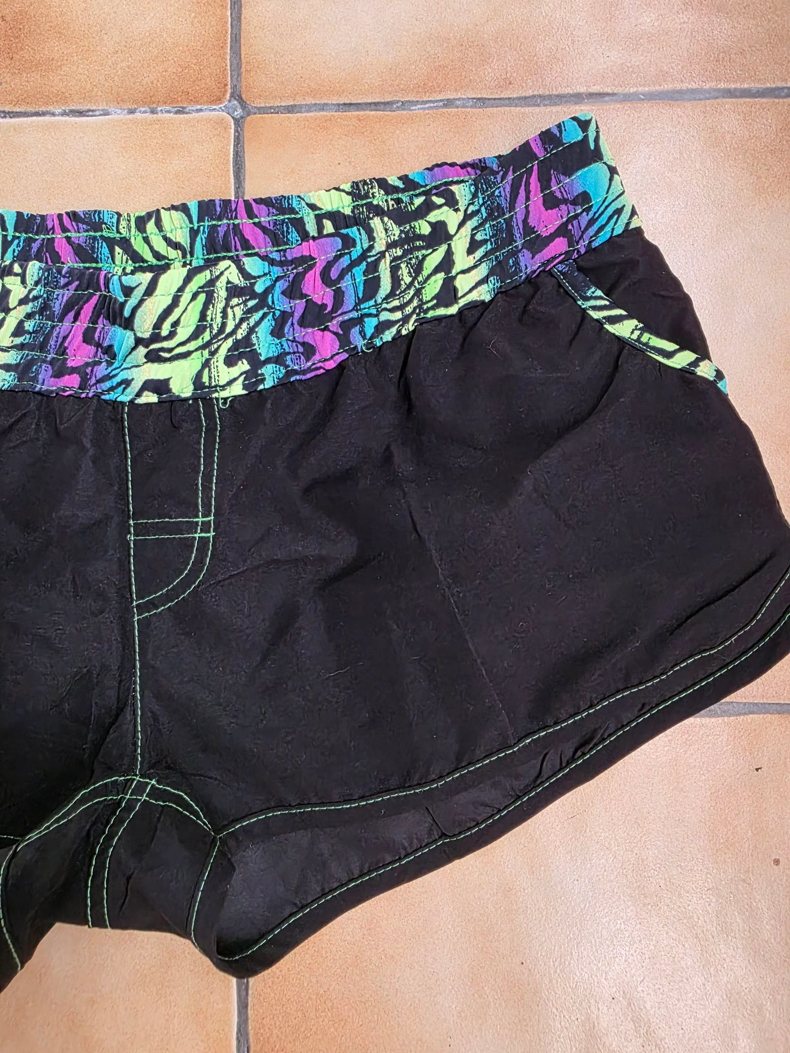 Bermuda de banho mini neon zebra sportwear beachwear Y2K tamanho 42 – photo 3